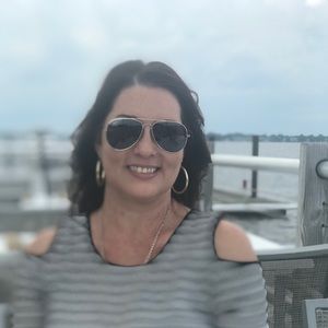 Meet your Posher, Vicki